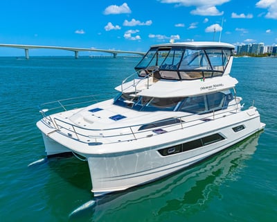 Cruise Sarasota Bay on a 3-Hour Sunset Charter