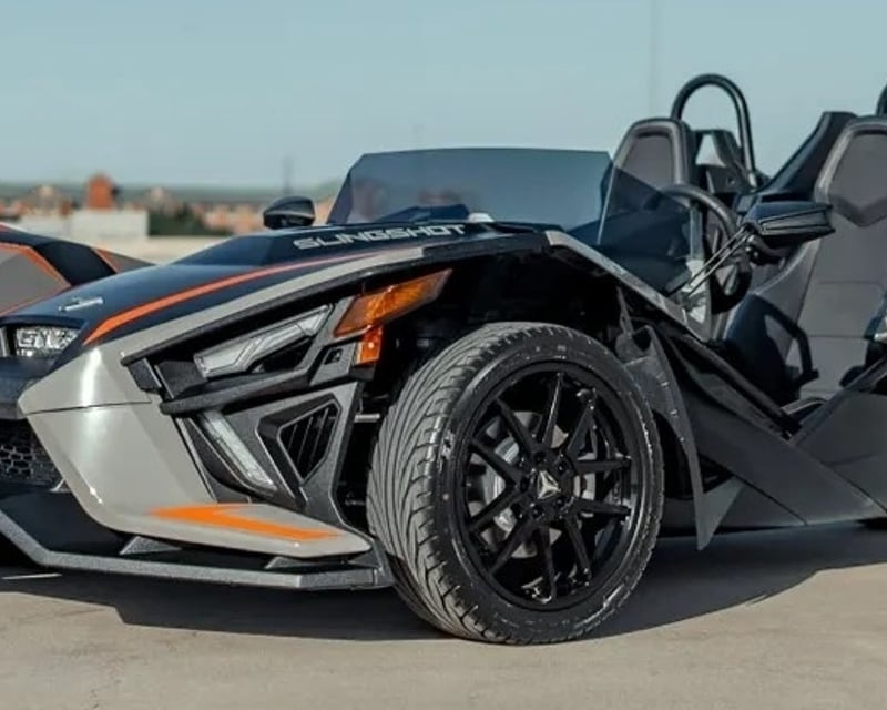 8-Hour Slingshot Rental in Arlington