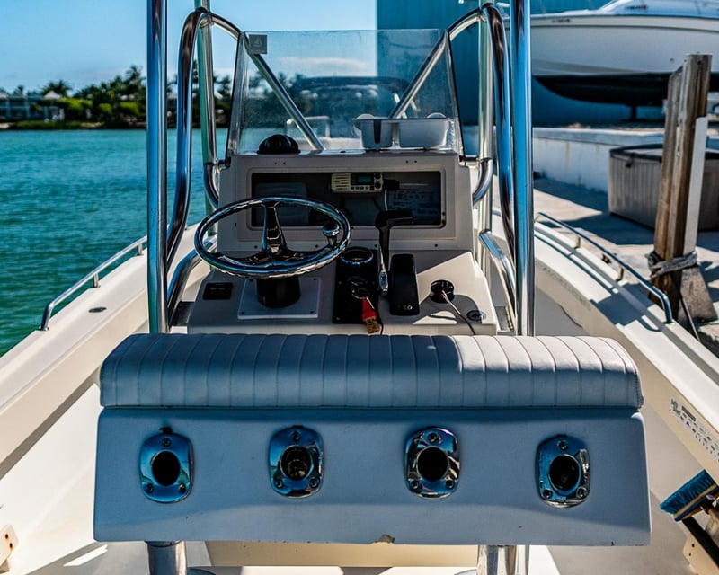 21' Center Console Boat Rental in Marathon, FL