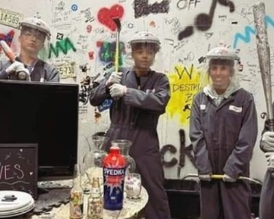 1-Hour Rage Room & Splatter Art in Norman