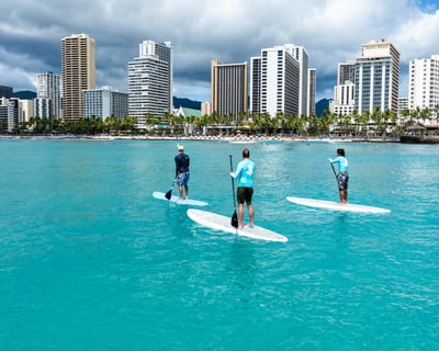 Private Waikiki Stand-Up Paddleboard Tour