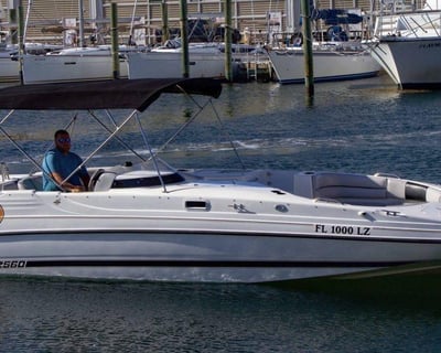 Key West 26' Deck Boat Rental