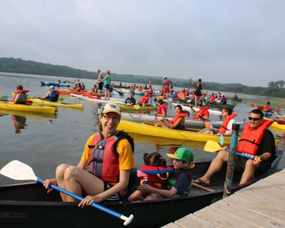 2-Hour Lake Wingra Group Boat Rental