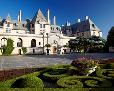 Explore Oheka Castle on a Historic Mansion Tour