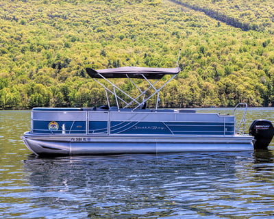 Fish & Tube Pontoon Rental in Hesston