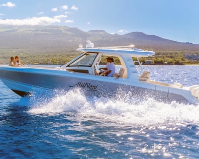Sunset Yacht Charter in Maui