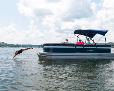 Lake Lillinonah Pontoon & Tubing for 12 Guests