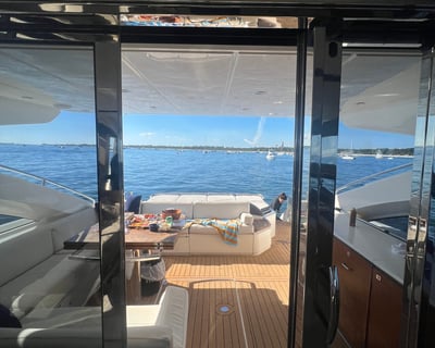 12-Hour Stewardess or Mate at Baytowne Marina