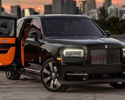 Miami Beach Rolls-Royce Cullinan 24-Hour Rental
