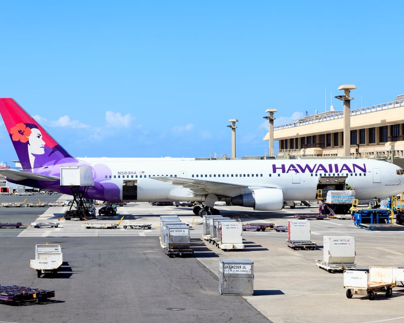 Private Kahului Airport Transfer to West Maui