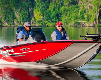 17' Bass Boat Rental on Harris Chain of Lakes