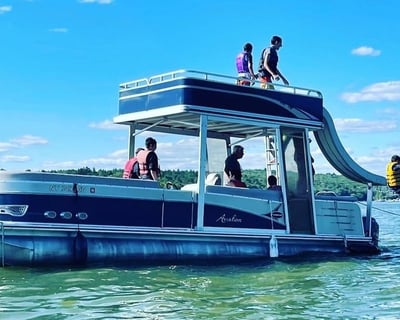 Double-Decker Pontoon Charter on Swinging Bridge Reservoir