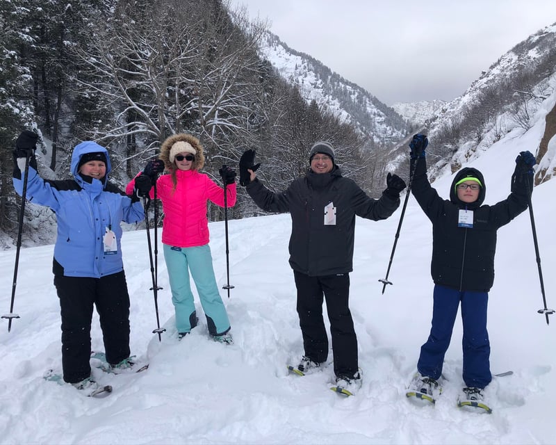 24-Hour Snowshoe Rental in Morgan