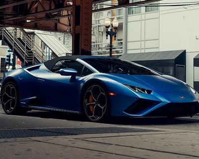Chicago Lamborghini Huracán EVO Spyder Rental