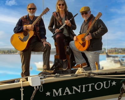 Cruise Traverse City on a 2-Hour Live Music Sail