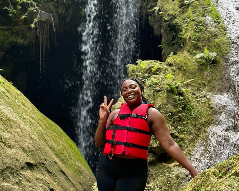 Cuevas Arenales & Charco Azul Cave Hike in Puerto Rico