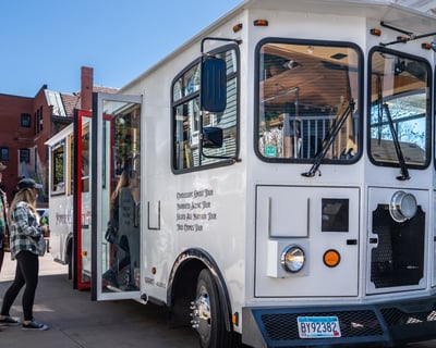 Minneapolis Trolley Tour of 5 Historic Districts