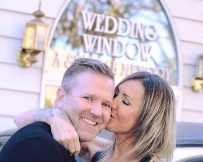 Super-Sized Drive-Thru Wedding in Las Vegas