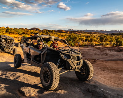 Guided Hell's Revenge & Fins N' Things UTV Tour in Moab