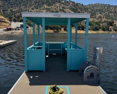 8-Passenger Patio Boat Rental in Lemoncove