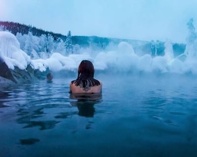 Chase Northern Lights & Soak at Chena Hot Springs