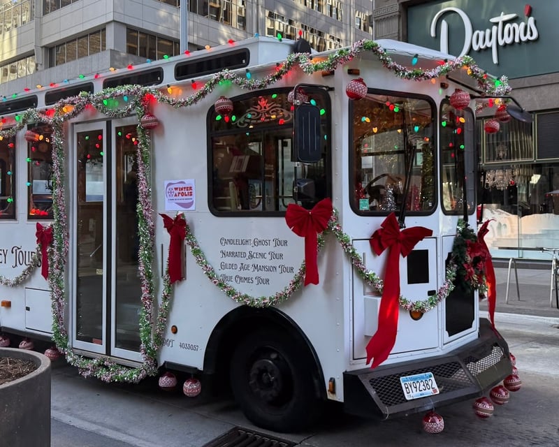 Adults-Only Holiday Lights Trolley Tour in Minneapolis