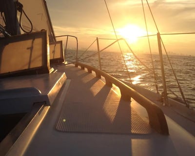 Chicago Sunset Sailing Charter