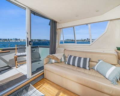 40' Yacht Charter in Marina Del Rey