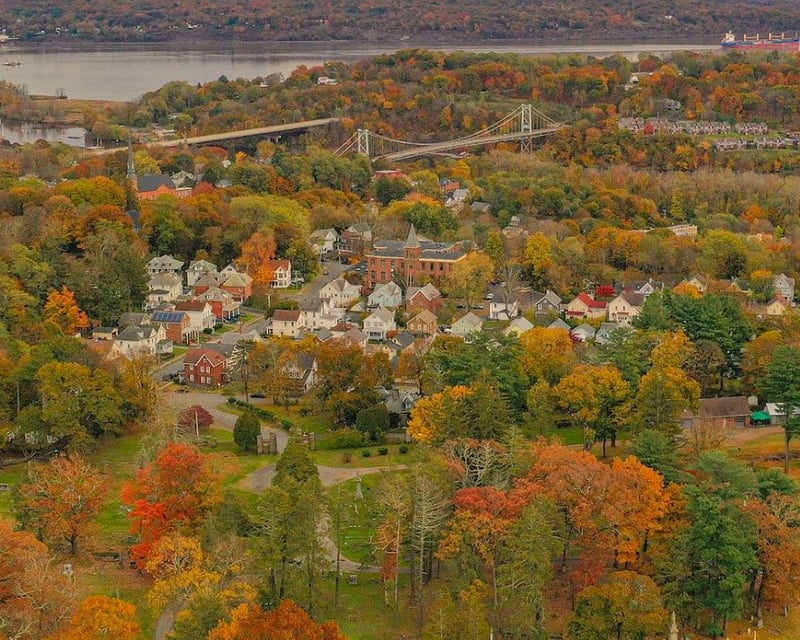 Fall Foliage Cruise on Rondout Creek in Kingston