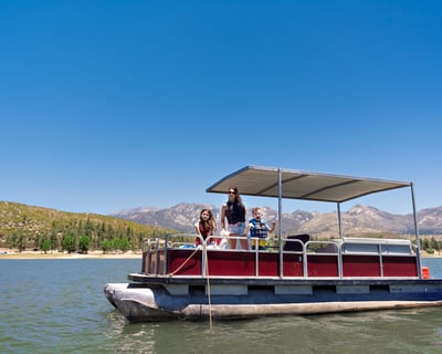 Lake Hemet Fishing Pontoon Rental