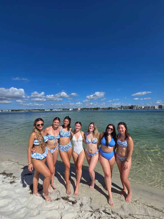 Afternoon Bachelorette Tiki Tour