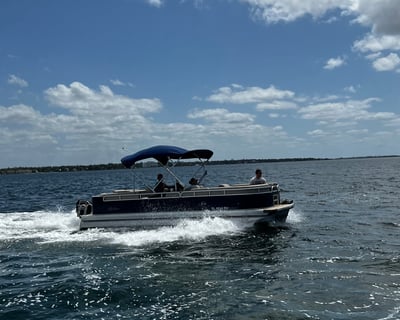Shell Island Classic Pontoon Rental