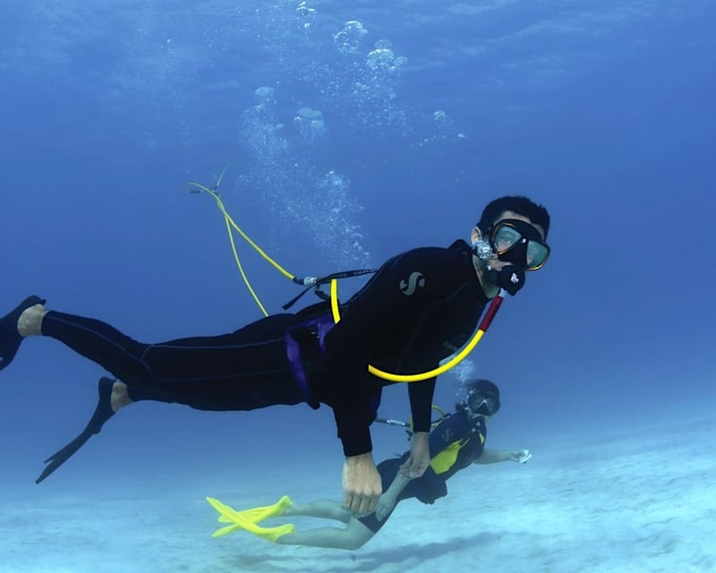 Diving Lung Water Toy Rental in Miami Beach