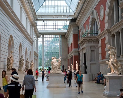 Explore The Met Museum in New York on a Hebrew Tour