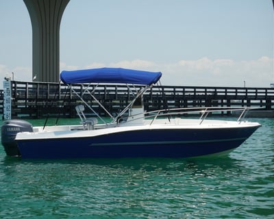 6-Hour Center Console Boat Rental in Tierra Verde