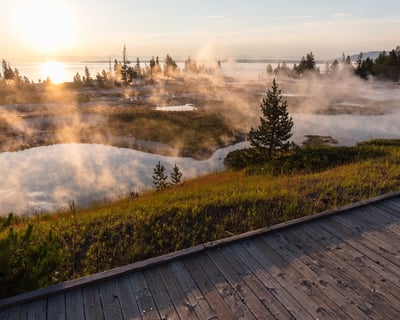 Yellowstone Full-Day Private Guided Tour & Hike