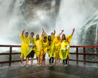 Take a 4-Hour Niagara Falls Guided Tour