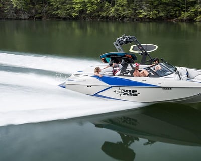 Boat, Jet Ski & Paddleboard Full-Day Rentals in Island Park