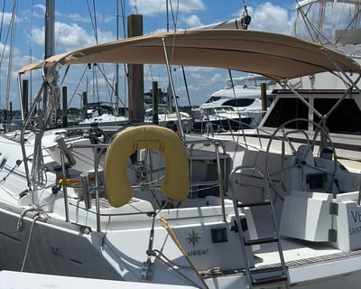 Midafternoon Sailing Cruise in Charleston