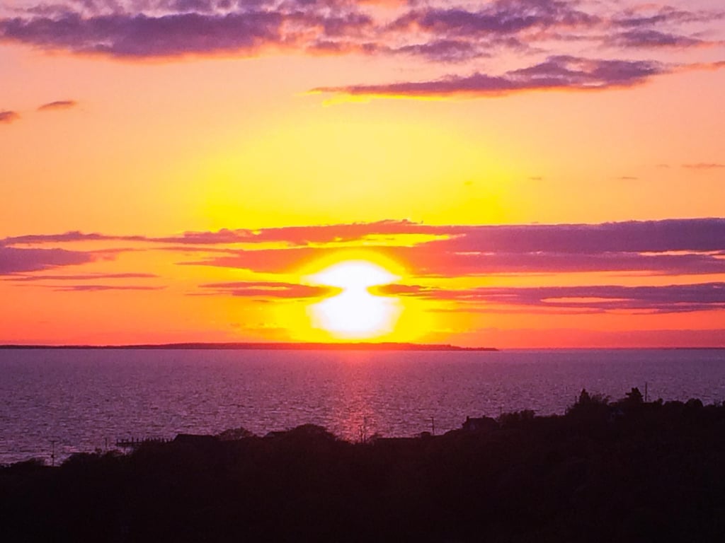 Montauk Sunset Sailing with Cocktails