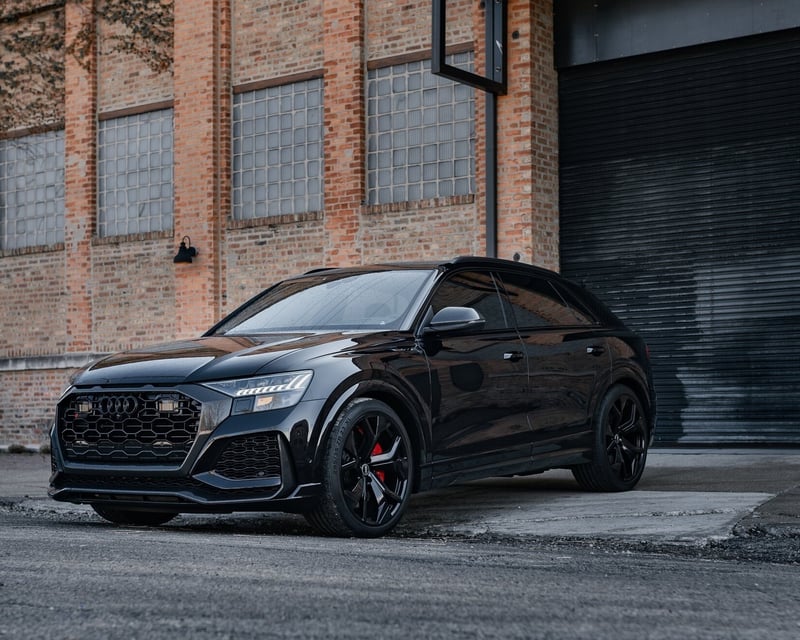 Chicago Audi RS Q8 Rental