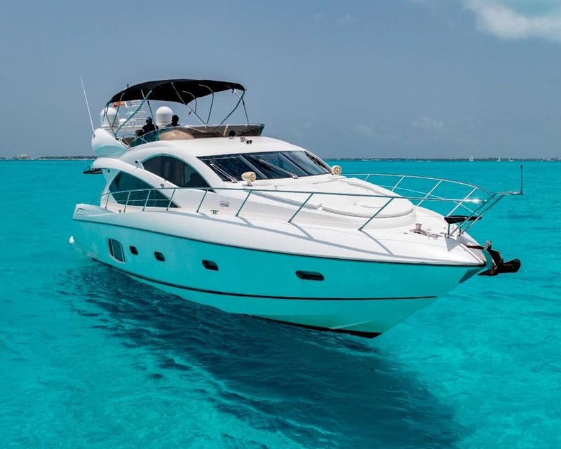 Private 64' Yacht Charter in Cancun & Isla Mujeres