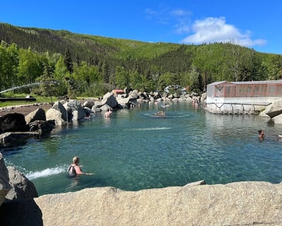 Chena Hot Springs & Ice Museum Day Tour