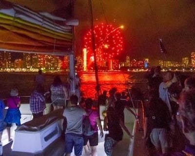 Watch Friday Night Fireworks on a Honolulu Sail