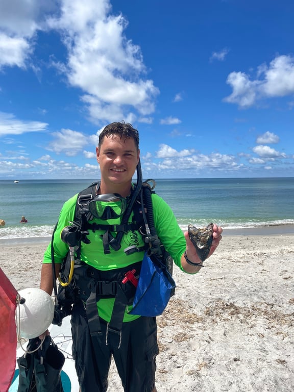 Scuba Diving for Megalodon Fossils in Nokomis