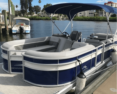 22' Pontoon Boat Rental in Venice