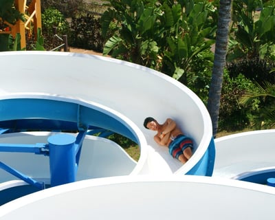 Coral Crater Zipline & Wet 'n' Wild Kapolei Combo