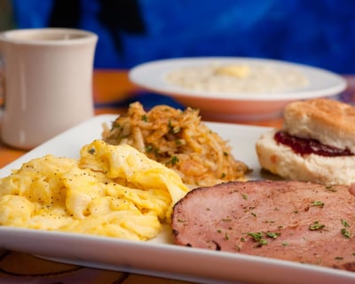 Take a French Quarter Breakfast Tour in New Orleans