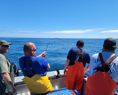 Albacore Tuna Fishing Charter in Coos Bay