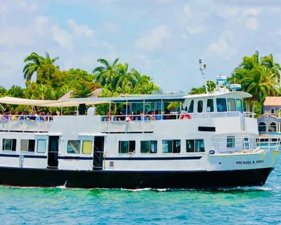 Explore Biscayne Bay & Millionaire Homes 2-Hour Cruise